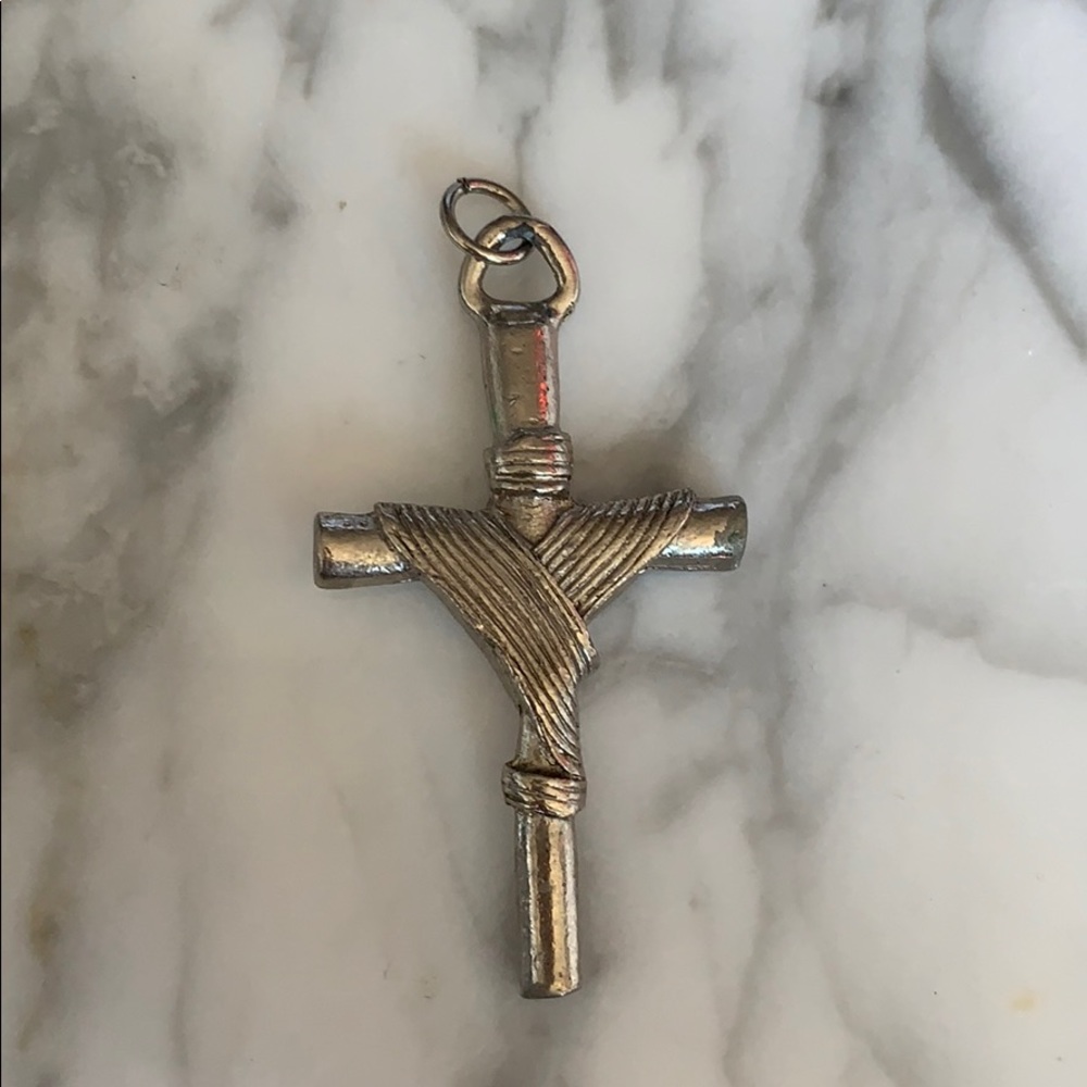 Vintage Silver cross pendant